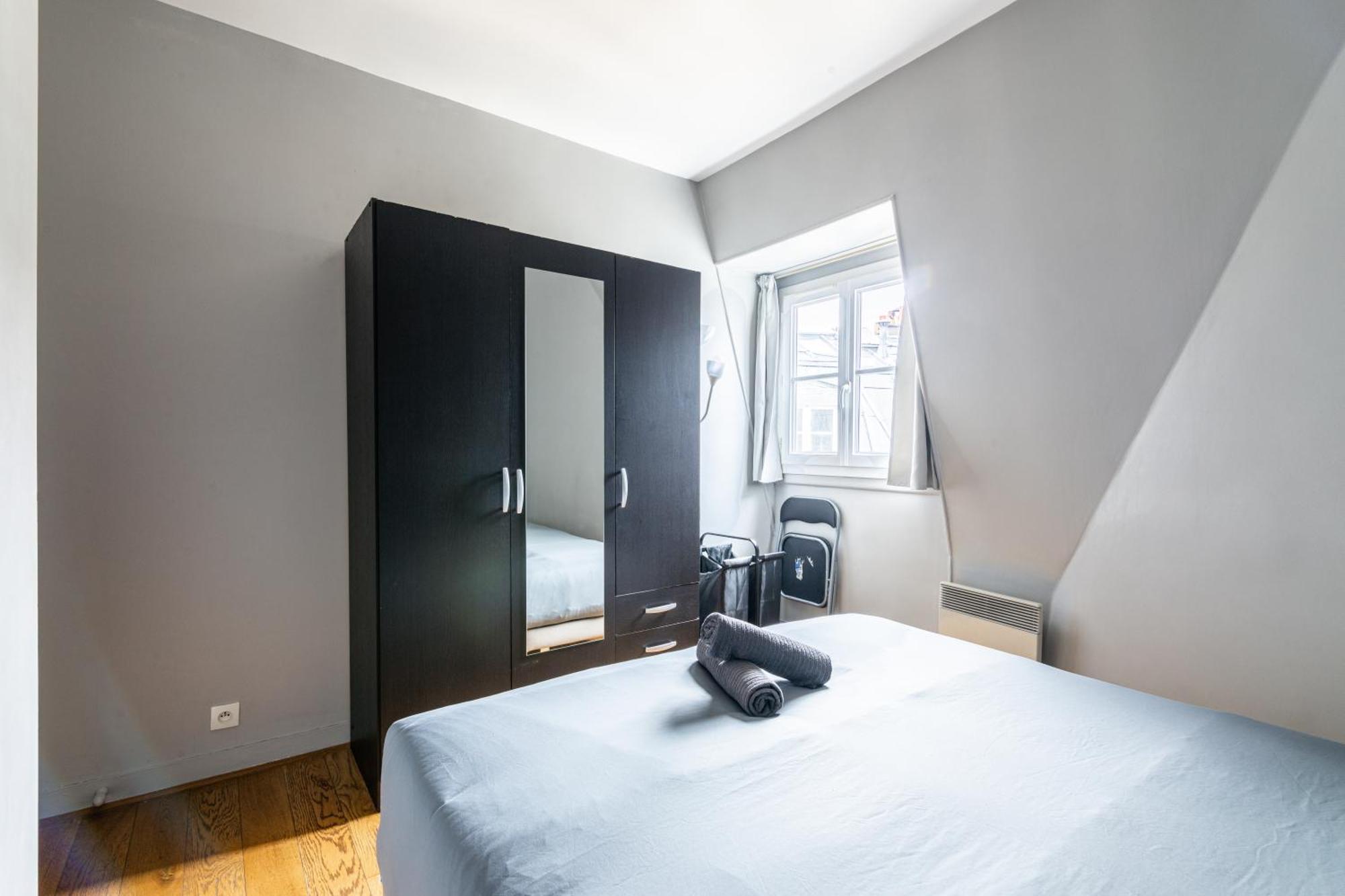 Luxurious 2 Bedroom Tour Eiffel Bourdonnais Free Netflix Париж Екстериор снимка