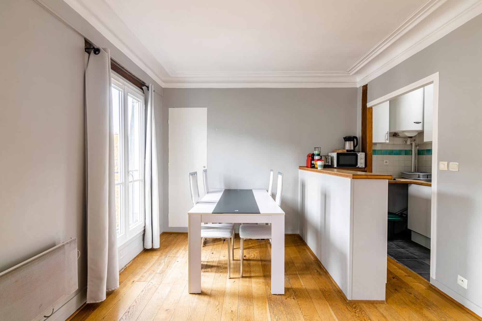 Luxurious 2 Bedroom Tour Eiffel Bourdonnais Free Netflix Париж Екстериор снимка