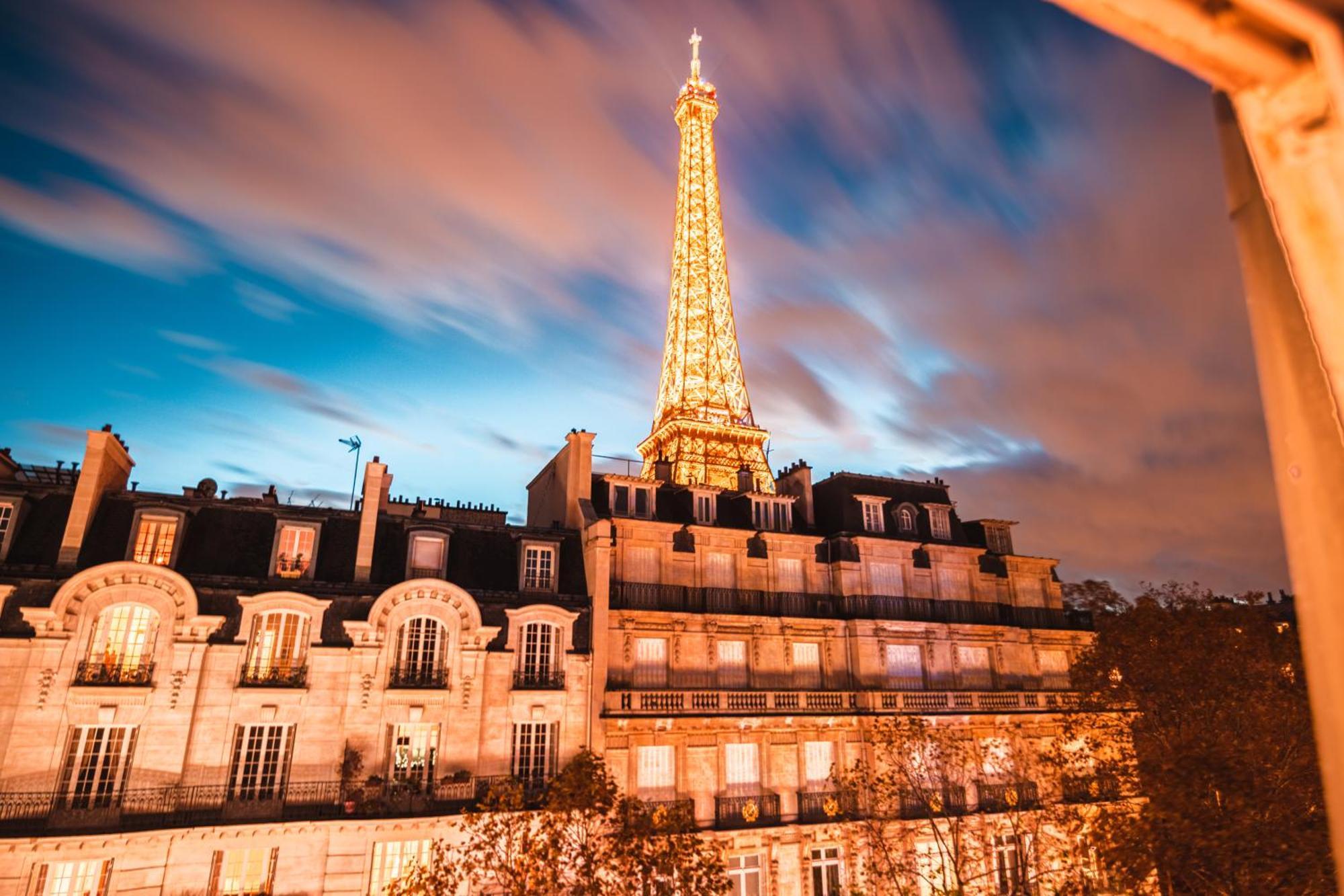 Luxurious 2 Bedroom Tour Eiffel Bourdonnais Free Netflix Париж Екстериор снимка